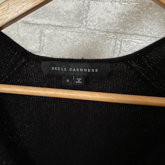 Skull Cashmere Tyrone Slash Sleeve Sweater - Picture 4 of 5